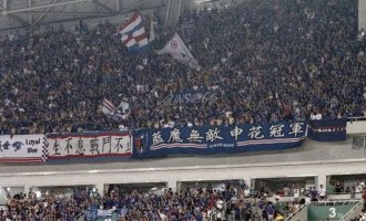  昂热主场灯光故障，百年球场遭遇技术尴尬  